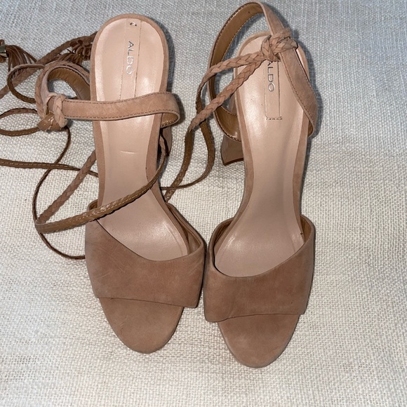 ALDO | Suede Open Toe |  Heel Platform | Nude | 7.5 - Picture 3 of 5
